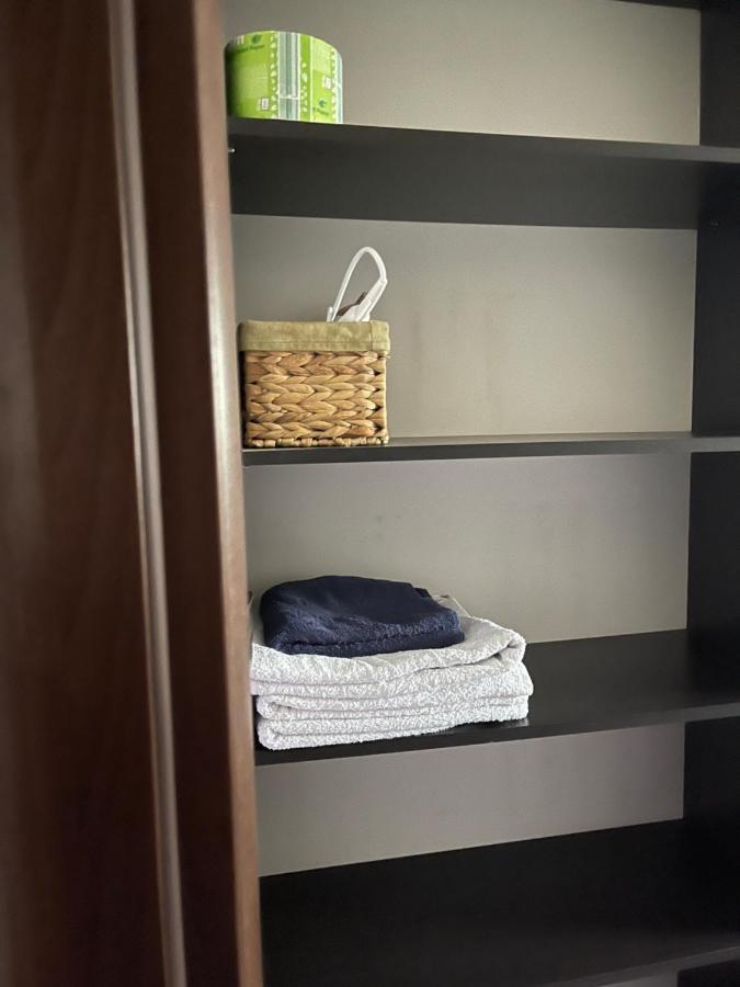 Vila Cu Trandafiri Cozy Apartments 2 Camere Bragadiru Esterno foto