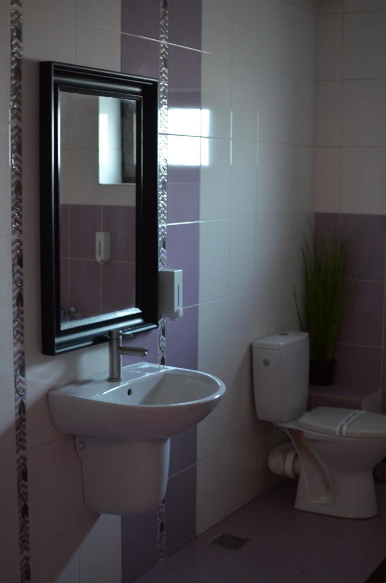 Vila Cu Trandafiri Cozy Apartments 2 Camere Bragadiru Esterno foto